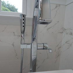 Bright North Shore Bath - Bathtub Faucets