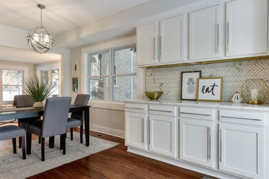 Example of a minimalist dining room design in Minneapolis
