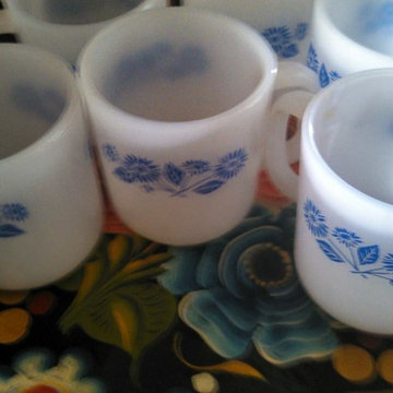 antiquities and vintage n new items as well as handpainted