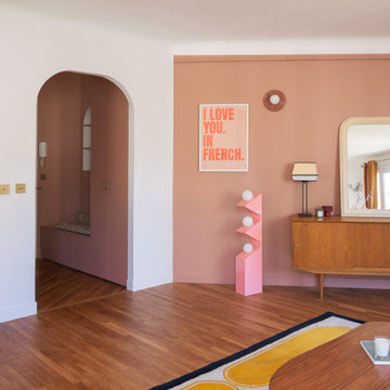 Un appartement des années 50 réinventé en cocon familial lumineux