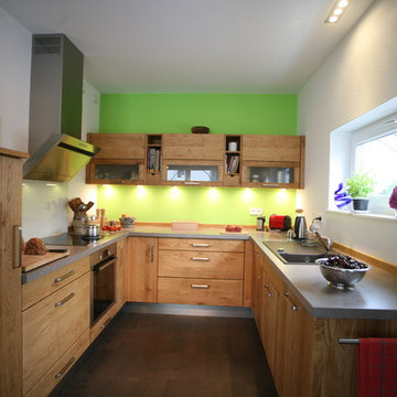 Massivholzküche in Eiche Wildholz