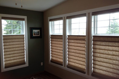 Hunter Douglas Vignette Modern Roman Shades