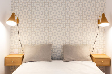 マドリードにあるコンテンポラリースタイルのおしゃれな寝室のインテリア
