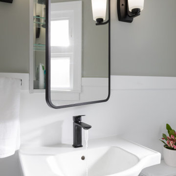 Oakland Lower Hills Transitional French Noir Bath