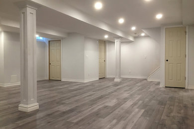 Inspiration for a modern home design remodel in Toronto