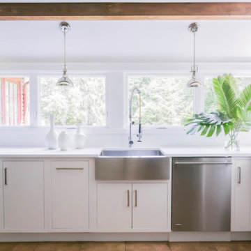MODERN CT ANTIQUE