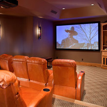 media/game room