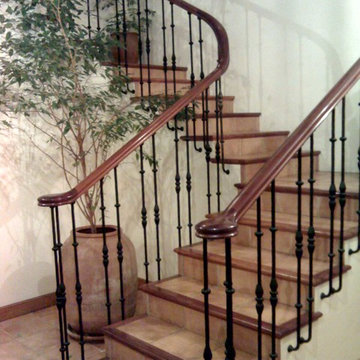 ESCALERAS DE MADERA A MEDIDA ARTESANALES