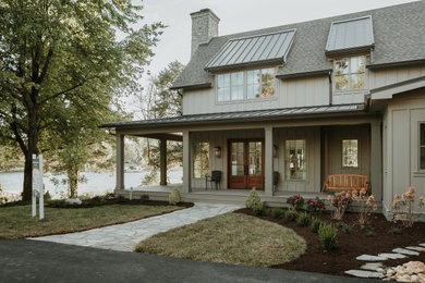 Inspiration for a cottage home design remodel in Other