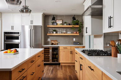 Inspiration for a modern kitchen remodel in Minneapolis