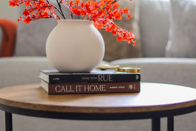 Inspiration for a mid-sized transitional formal and enclosed living room remodel in Houston