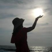 Lia Handayani's photo