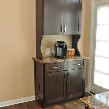 Kitchen Update in Maple with Cambria Quartz Countertop