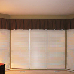 Bay Window Valance - Products