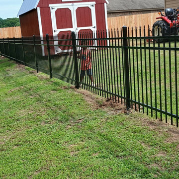 Professional Fence Installation and Repair
