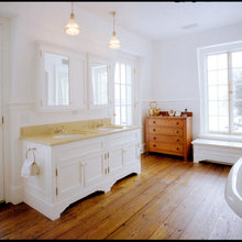 Treehouse-Bathrooms