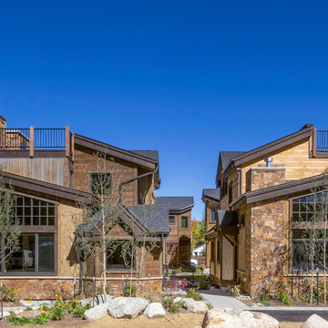 Ridgeview Court