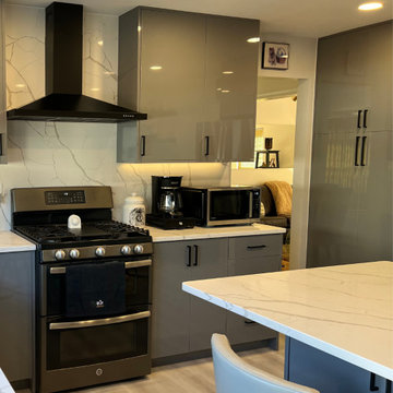 Sharon Roth's Kitchen