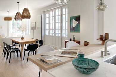 Inspiration pour une salle à manger traditionnelle.