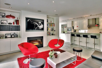 This is an example of a mid-sized contemporary home design in New York.