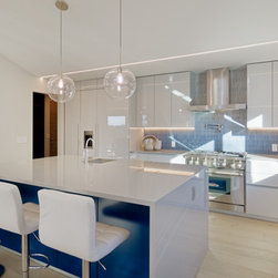 Edgecliff - Flush-mount Ceiling Lighting