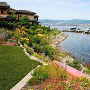 Backyard Landscapes with Artificial Grass
