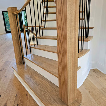 Project #110 | Beautiful Curved Staircase with Circular Balcony