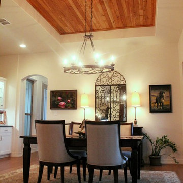 Custom Home-Blanco