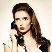 Bitsie Tulloch's photo