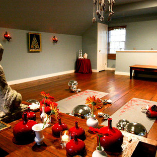 Christmas Yoga Studio