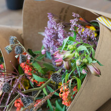 How to Create a Flower Bouquet Like a Pro