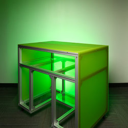 Mobile Work Stations (Stand Up Desks) - Desks And Hutches