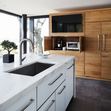 Modern on the Hudson