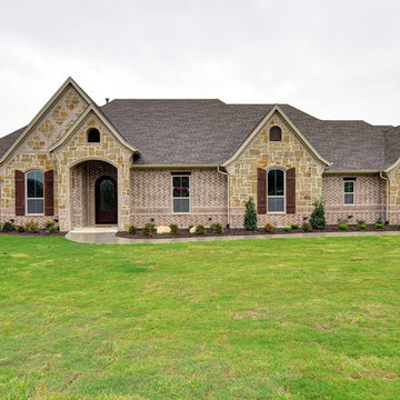 Couto Model Home - 12433 Bella Vino - Fort Worth, TX