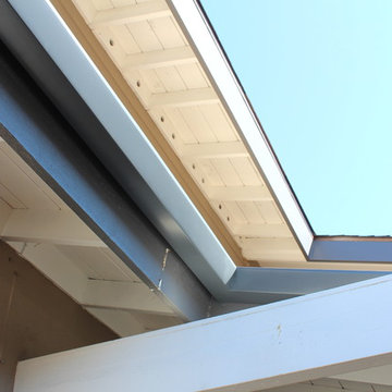 MidCentury Home In Orange County California, Angle Faced Gutters Box/Smooth Down