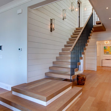 Costal classic Contemporary interpretation