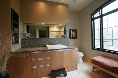 Inspiration for a modern bathroom remodel in Atlanta