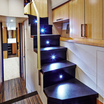64' Motor Yacht