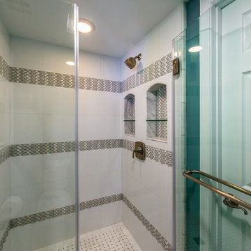 Woodbridge Traditional Master Bathroom