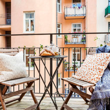 5 Ways to Live Large on a Small Balcony