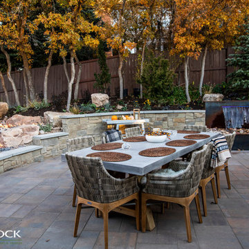 Outdoor Dining With Modern Waterfall