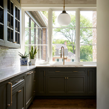 A Reserved and Modern Interpretation of English Cottage
