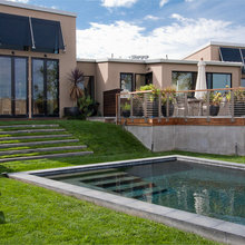 Pool stairs