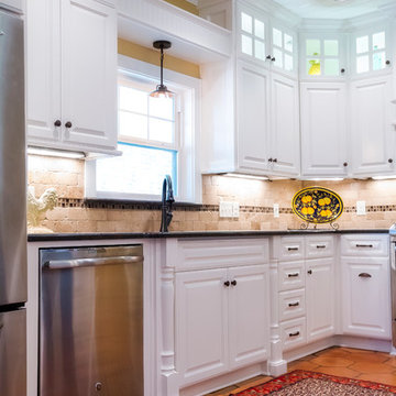 Rivercrest kitchen
