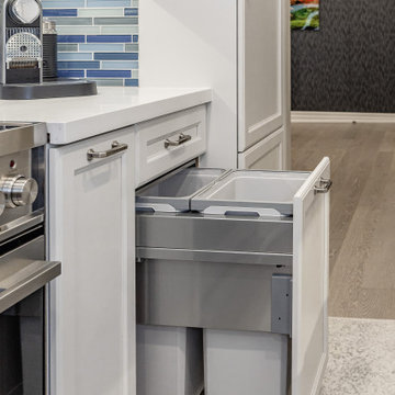 Condo renovation, kitchen, bathroom, living room, bedroom, laundry - Burlington
