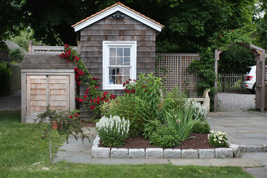 Inspiration for a mid-sized coastal landscaping in New York.