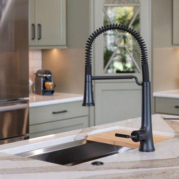 Kohler Workstation Sink with Cutting Board