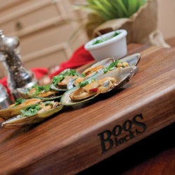 John Boos 1 1/2" Thick Square Walnut Cutting Board With SS Feet - Cutting Boards