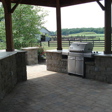 Outdoor Kitchen