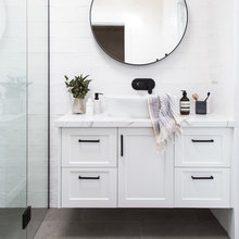 Girls' Bath